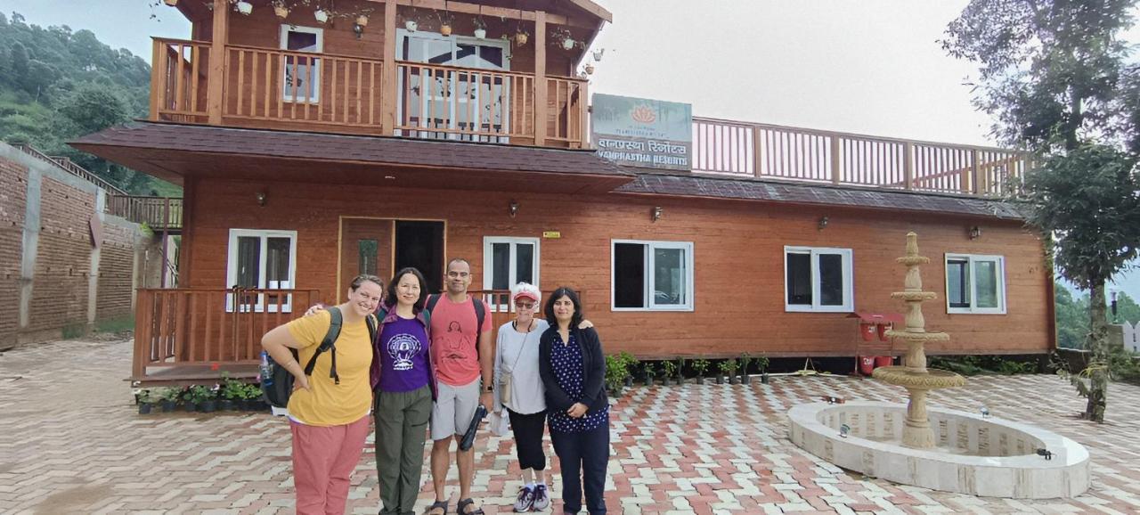 Vanprastha Resorts Dwarahat Екстер'єр фото