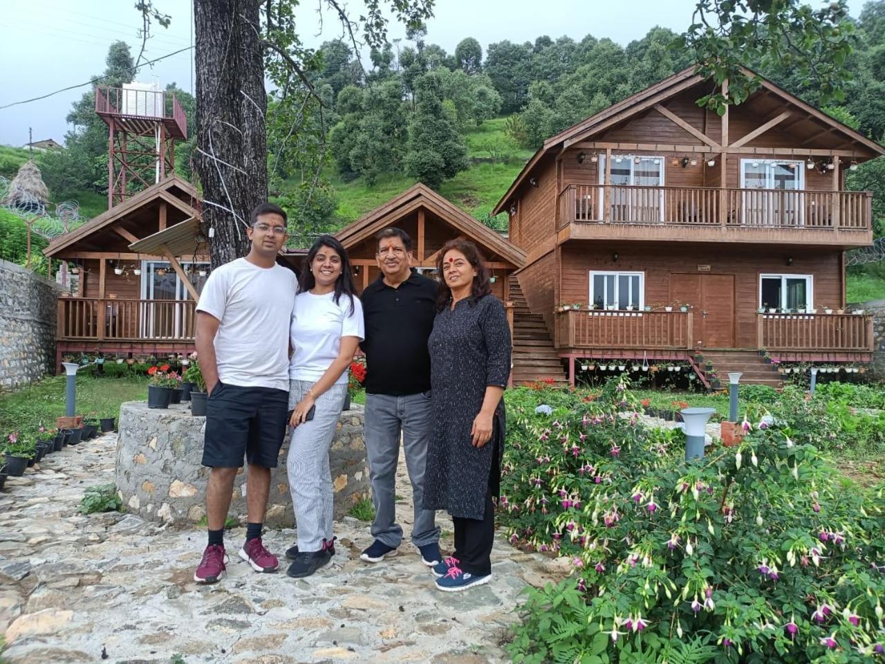 Vanprastha Resorts Dwarahat Екстер'єр фото